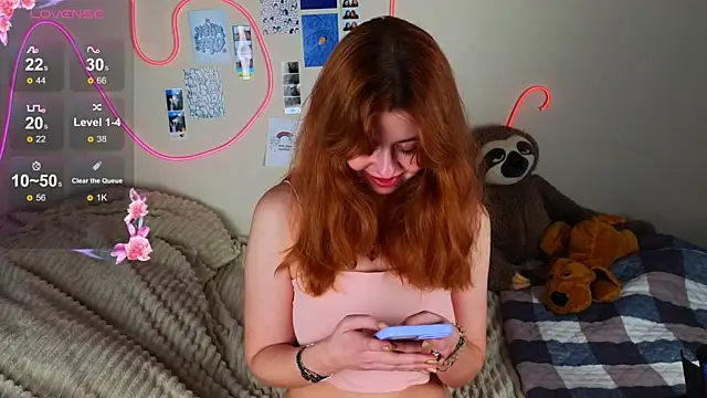 Snapshot of Penny_Staaar chatting on February 11, 9:03 pm Penny Staaar online show from February 11, 9:03 pm