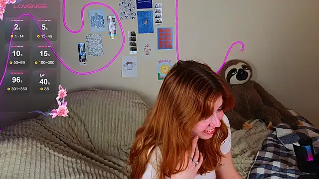 Snapshot of Penny_Staaar chatting on February 23, 7:38 pm Penny Staaar online show from February 23, 7:38 pm