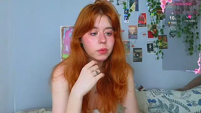 Snapshot of Penny_Staaar chatting on June 21, 6:27 am Penny Staaar online show from June 21, 6:27 am