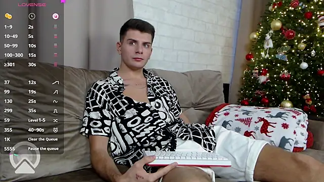 Snapshot of Walt_Enjoy chatting on December 16, 1:22 pm Walt Enjoy online show from December 16, 1:22 pm