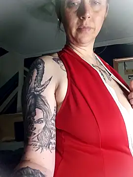 Snapshot of carolinaskarma chatting on January 7, 10:51 am carolinaskarma online show from January 7, 10:51 am