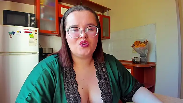 Jessica Joy online show from September 30, 8:08 am