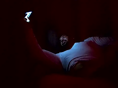 Snapshot of Magical_Feel chatting on June 12, 10:52 pm Magical Feel online show from June 12, 10:52 pm