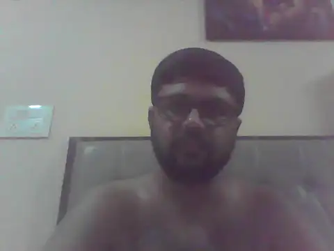 Snapshot of SexyyMotaLund57 chatting on May 27, 2:36 pm SexyyMotaLund57 online show from May 27, 2:36 pm