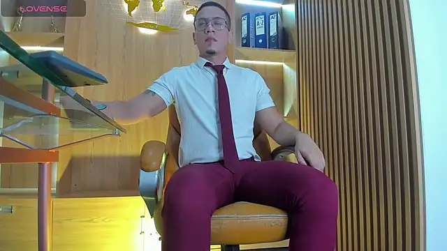 JoshMillerr  online show from September 28, 3:01 am