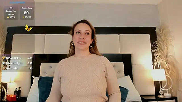 CarlaRossi  online show from January 31, 1:54 am