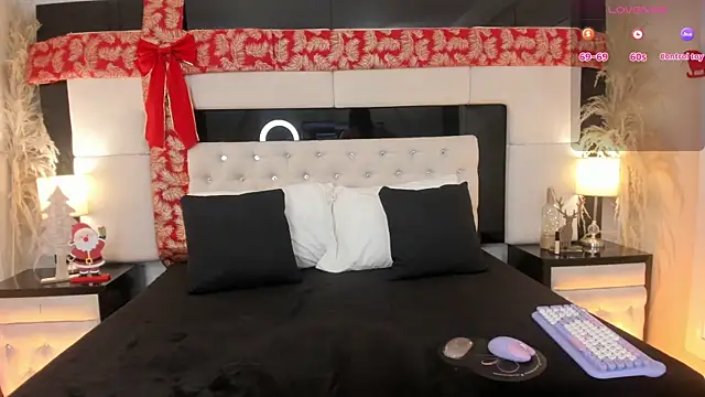 CarlaRossi  online show from December 21, 8:05 pm