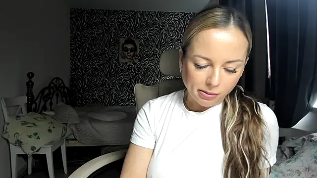 jennifer838 online show from April 28, 11:48 am