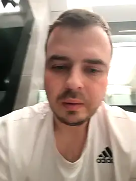 Snapshot of CuteMan33 chatting on January 5, 11:41 pm CuteMan33 online show from January 5, 11:41 pm