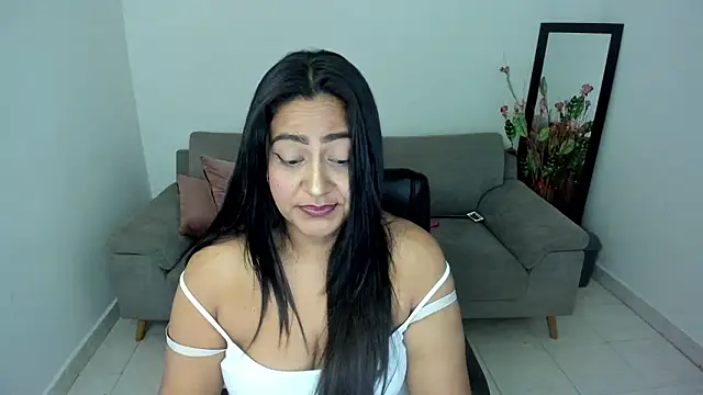 Snapshot of Adele_Sweett chatting on February 18, 11:06 am Adele Sweett online show from February 18, 11:06 am