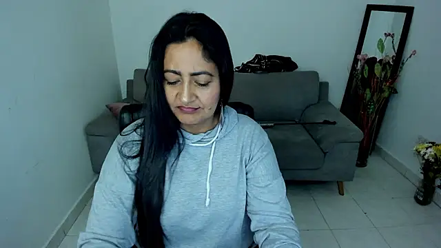 Snapshot of Adele_Sweett chatting on March 23, 10:41 am Adele Sweett online show from March 23, 10:41 am