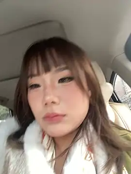 Snapshot of ChuChu1991 chatting on January 15, 7:37 am ChuChu1991 online show from January 15, 7:37 am