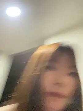 Snapshot of ChuChu1991 chatting on February 7, 2:47 pm ChuChu1991 online show from February 7, 2:47 pm