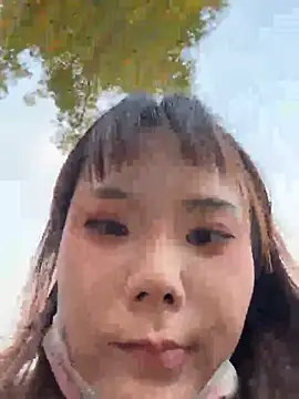 ChuChu1991 online show from December 5, 9:40 am