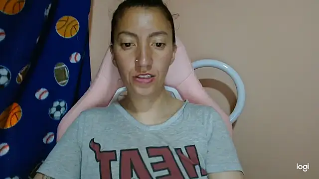 kaybabyhot online show from May 2, 7:19 pm