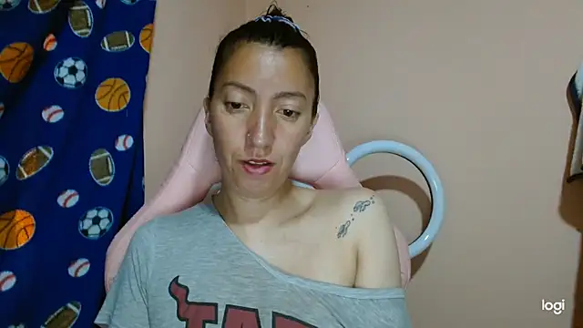 kaybabyhot online show from May 4, 1:40 pm