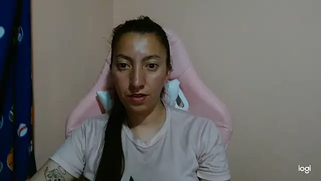 kaybabyhot online show from May 12, 10:18 pm