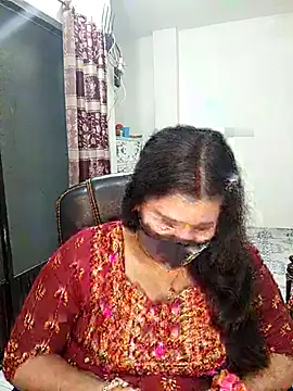 Snapshot of Hot-Angel_ chatting on January 5, 5:27 pm Hot-Angel online show from January 5, 5:27 pm