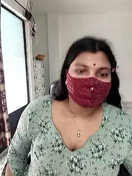 Snapshot of Hot-Angel_ chatting on January 7, 7:44 am Hot-Angel online show from January 7, 7:44 am