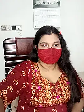 Snapshot of Hot-Angel_ chatting on February 5, 5:39 pm Hot-Angel online show from February 5, 5:39 pm