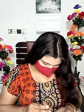 Snapshot of Hot-Angel_ chatting on February 10, 5:28 pm Hot-Angel online show from February 10, 5:28 pm