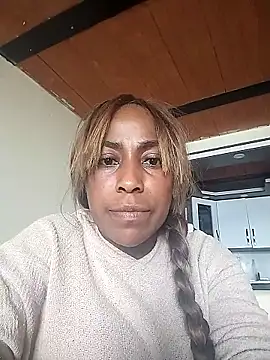 KamariaFyre online show from January 14, 6:13 pm