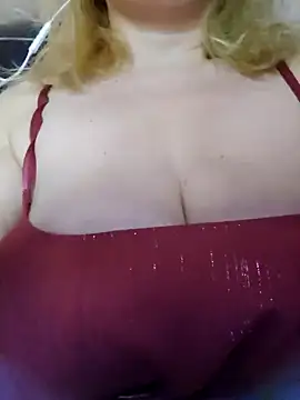 andreasara38 online show from March 15, 8:21 pm