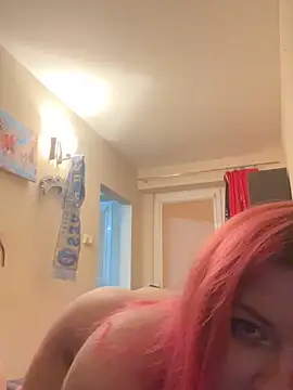 Llorey04 online show from March 1, 9:50 pm