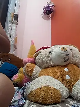 Snapshot of rani076144 chatting on March 19, 8:54 pm rani076144 online show from March 19, 8:54 pm
