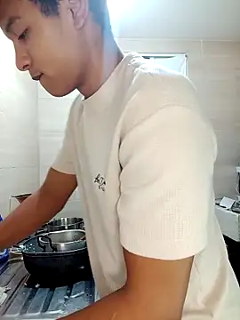 Snapshot of Black_Diamon_ chatting on February 19, 10:12 am Black Diamon online show from February 19, 10:12 am