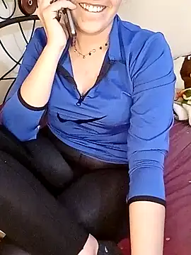 Snapshot of ShadiaStar chatting on January 8, 10:06 pm ShadiaStar online show from January 8, 10:06 pm