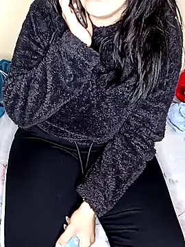 Snapshot of ShadiaStar chatting on January 31, 11:13 am ShadiaStar online show from January 31, 11:13 am