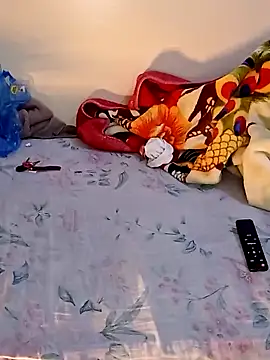 Snapshot of ShadiaStar chatting on February 2, 4:32 pm ShadiaStar online show from February 2, 4:32 pm