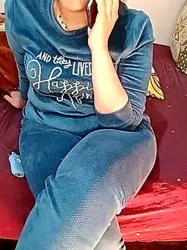 Snapshot of ShadiaStar chatting on March 14, 4:21 am ShadiaStar online show from March 14, 4:21 am