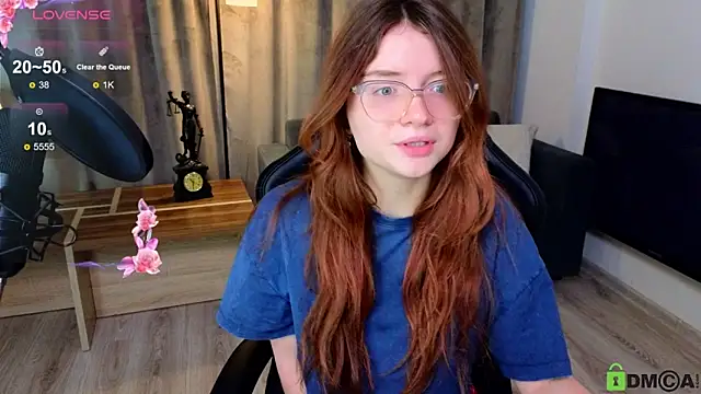 Snapshot of Sonya_Glen chatting on February 22, 3:01 am Sonya Glen online show from February 22, 3:01 am