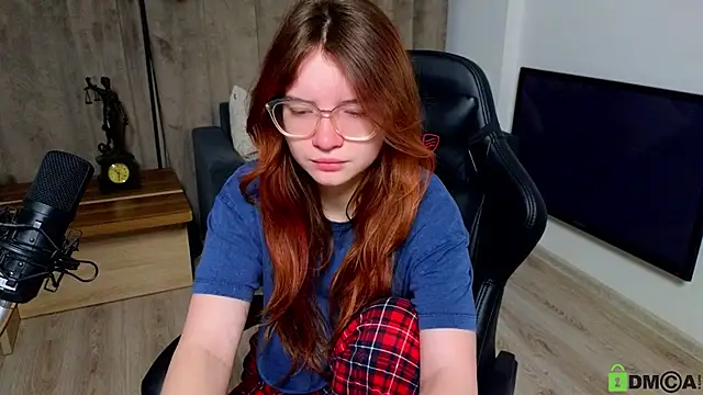 Snapshot of Sonya_Glen chatting on February 22, 6:41 pm Sonya Glen online show from February 22, 6:41 pm