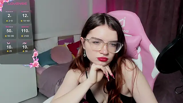 Snapshot of Sonya_Glen chatting on February 24, 11:30 pm Sonya Glen online show from February 24, 11:30 pm
