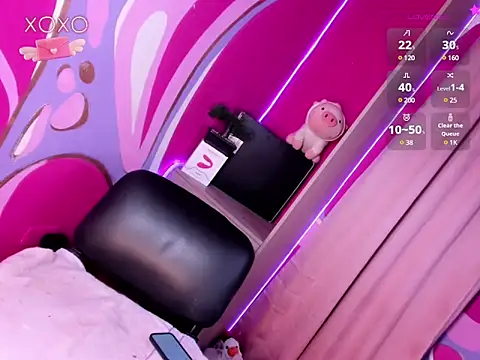 Snapshot of babylinsie chatting on March 3, 5:09 am babylinsie online show from March 3, 5:09 am