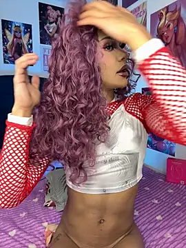 Snapshot of babylinsie chatting on December 4, 6:16 pm babylinsie online show from December 4, 6:16 pm