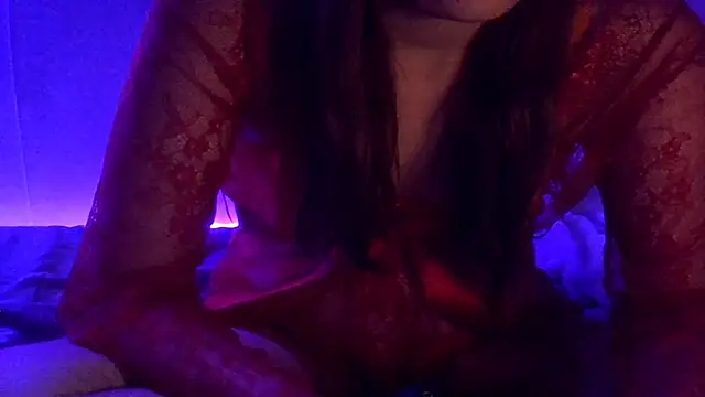 Aleniia10 online show from October 7, 8:50 pm