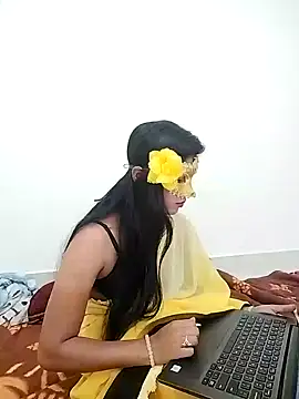 Snapshot of ascuple chatting on February 8, 6:01 pm ascuple online show from February 8, 6:01 pm