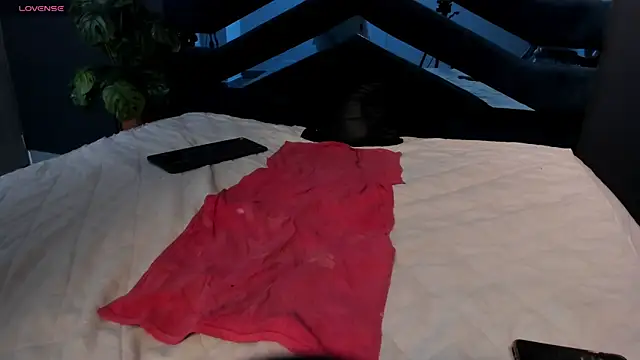 Flynn Riider online show from March 20, 11:38 am