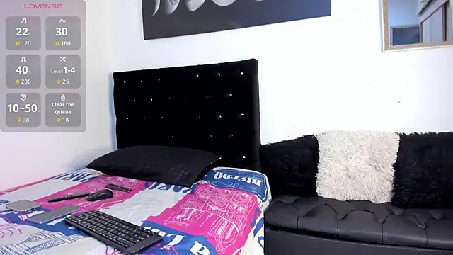 kassandra11  online show from December 15, 6:34 pm