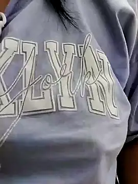 Danna-linyi online show from December 25, 4:00 pm