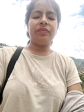 Danna-linyi online show from February 19, 6:10 pm