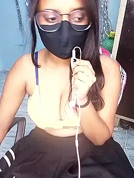 hinaa khan online show from September 18, 11:45 am