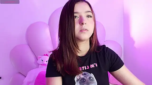 zoewillian online show from October 31, 1:06 am