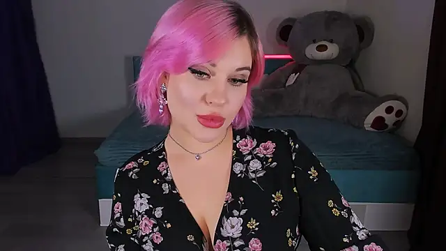 Snapshot of evaharve chatting on December 11, 12:44 am evaharve online show from December 11, 12:44 am