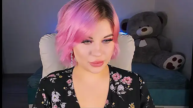 Snapshot of evaharve chatting on December 11, 8:50 pm evaharve online show from December 11, 8:50 pm