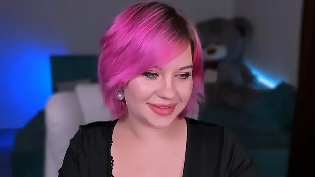 Snapshot of evaharve chatting on December 22, 10:47 pm evaharve online show from December 22, 10:47 pm